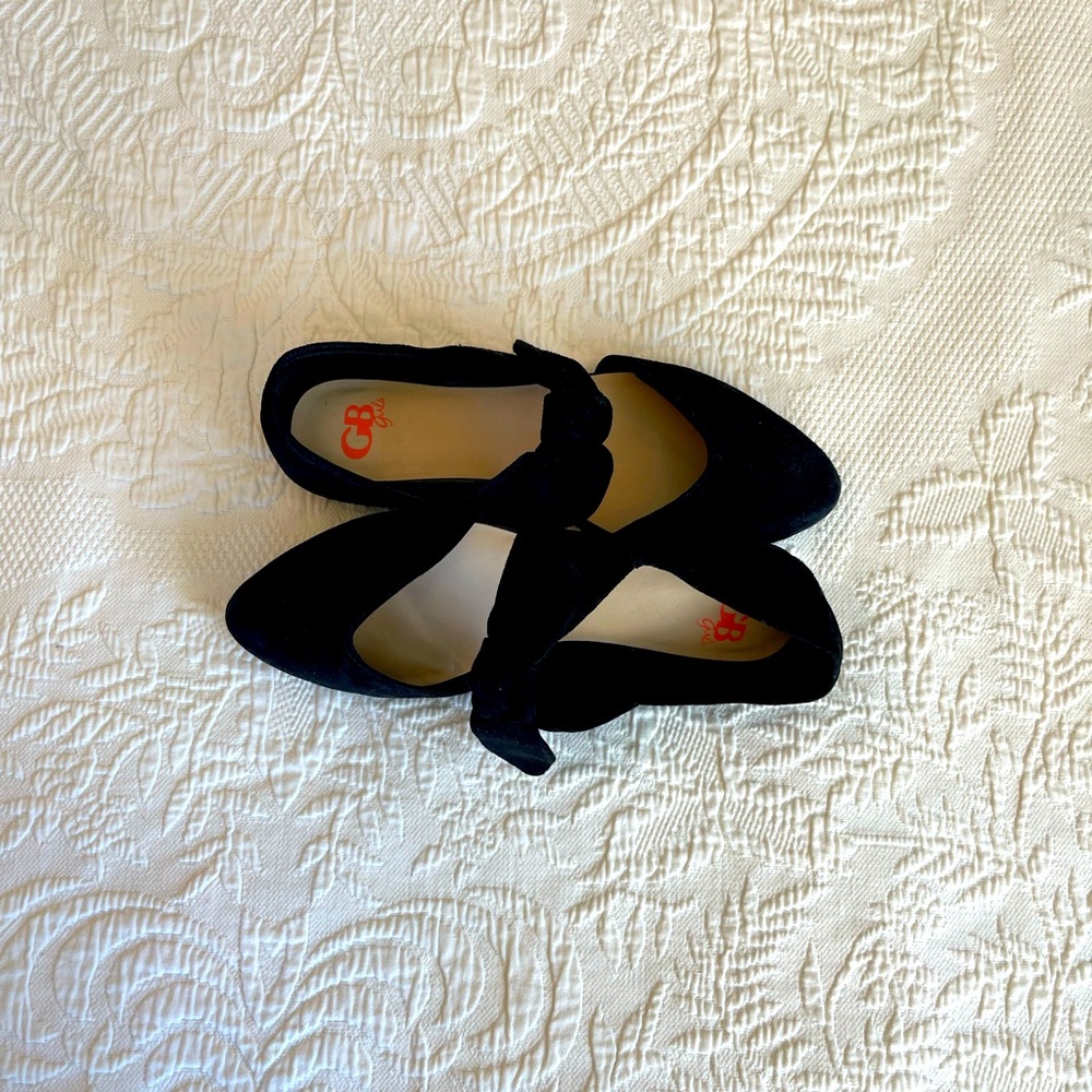 GB Girls Dress Shoes (Black Suede)
